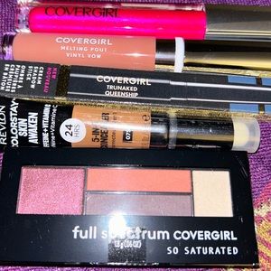 Bundle 5 z4 CoverGirl1 Revlon Makeup Set Worth $108